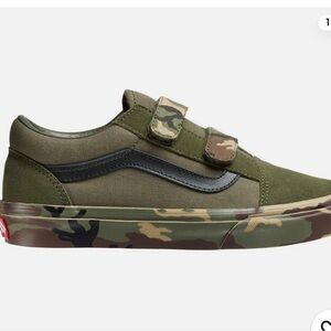 NIB VANS Old Skool V Camo Sidewall Grape Leaf Sneakers Canvas Kids Shoes
Size 13